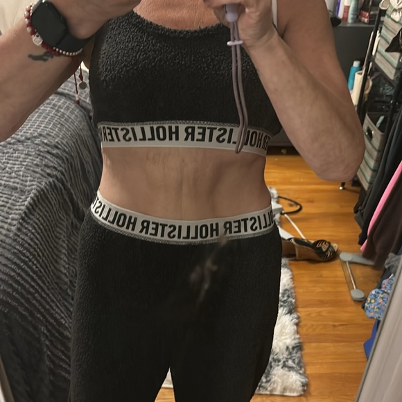 Hollister lounge sleep set - Picture 3 of 5